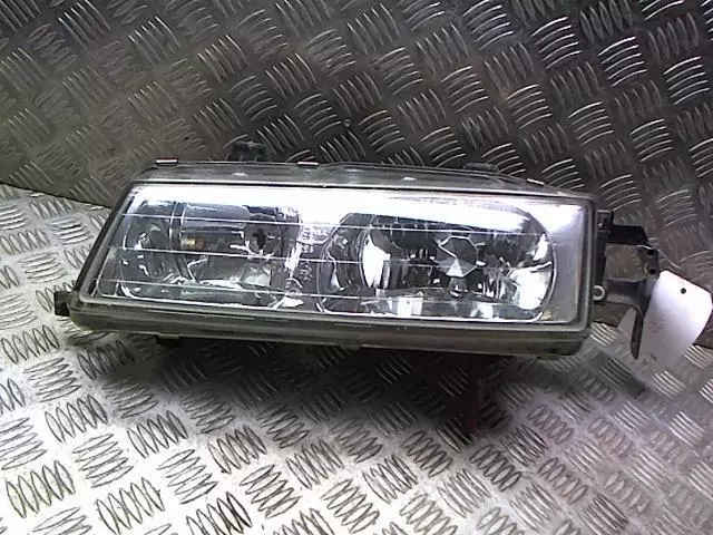 Optique avant principal gauche (feux)(phare) HONDA PRELUDE 4 COUPE 2./R:81886178