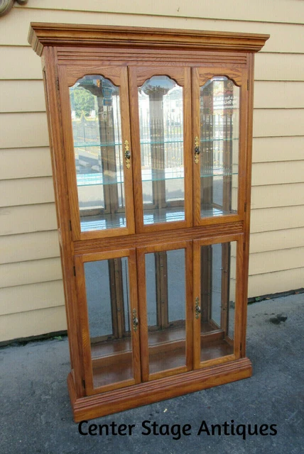 62508 PULASKI China Cabinet Curio