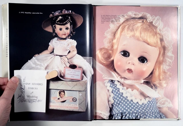 1990 Mandeville GOLDEN AGE OF COLLECTIBLE DOLLS mid-century toys GUIDE hc/dj pic