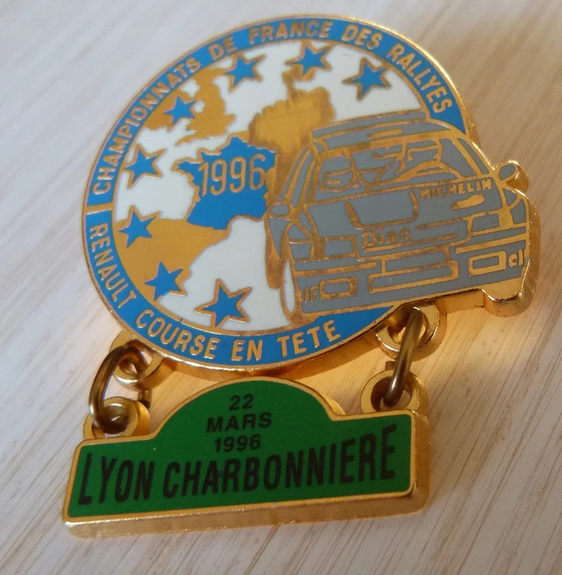 Pin's Rallye Lyon Charbonnière 1996 – Team Diac Michelin Renault Clio Williams