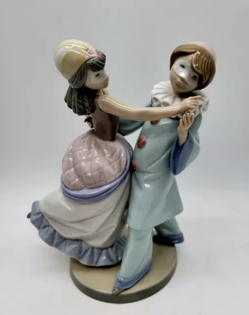 Lladro Figurine 5452 Masquerade Ball Masked Boy and Girl Dancing Stamped 9.5"