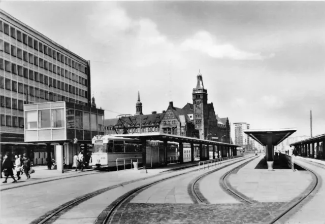 AK Karl-Marx-Stadt Poststraße Zentralhaltestelle der Straßenbahn Echt Foto 1969