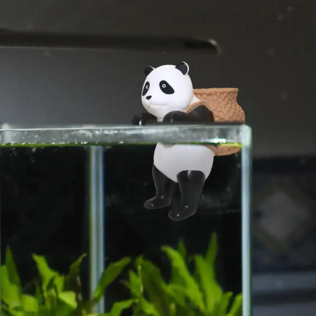 Hängende Tierstatue, niedlicher Panda, kreativ für Aquarienliebhaber,