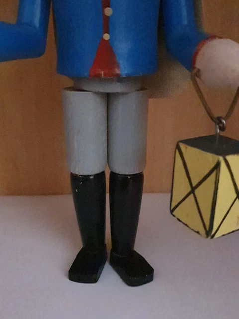 Sehr Alter  Räuchermann Wächter 3