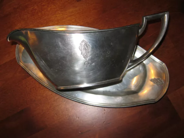 Vintage Silver Gravy Boat &Tray Community Plate BIRD OF PARADISE Vintage Silver Gravy Boat &Tray Community Plate BIRD OF PARADISE