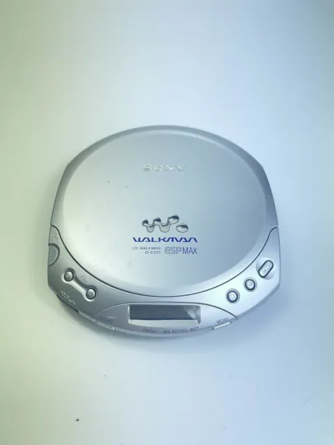 Sony Discman  D-E221 CD Walkman CD Player Silver. All Working. Collectible.