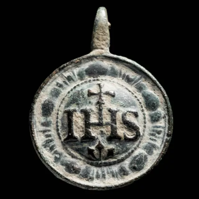 Medalla Religiosa, Siglos XVI-XVII Anagramas de Jesucristo y María - 23x16 mm.