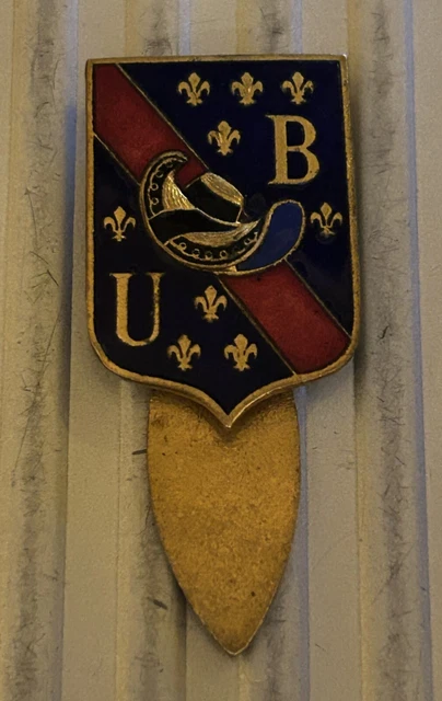 Broche émaillée du blason de Biarritz hauteur : 3 cm - Collection