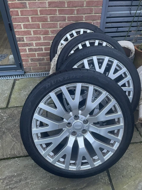LAND ROVER DISCOVERY 4 Kahn Cosworth 22” Alloy Wheels & New Tyres £500. ...