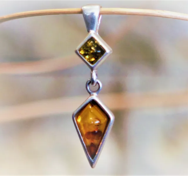 1,96 g Authentic Baltic Amber 925 Sterling Silver Pendant Jewelry