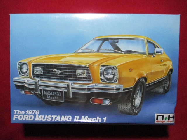 BUICK SKYHAWK 1975 1:24 DOYUSHA Yamada NOSTALGIC HEROES SERIE NEUF