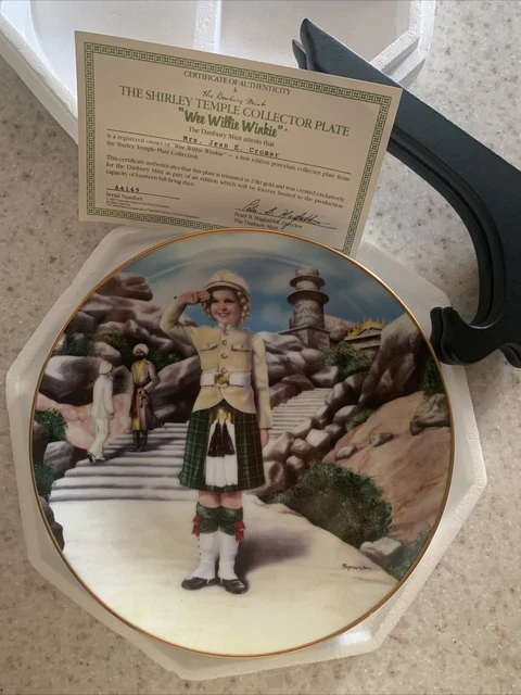 Vintage Danbury Mint - SHIRLEY TEMPLE Collector Plate - "Wee Willie Winkie"