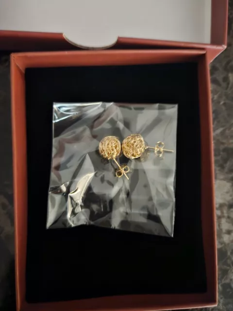 Brand New Never Worn. 18k Gold Plated Knot Earrings