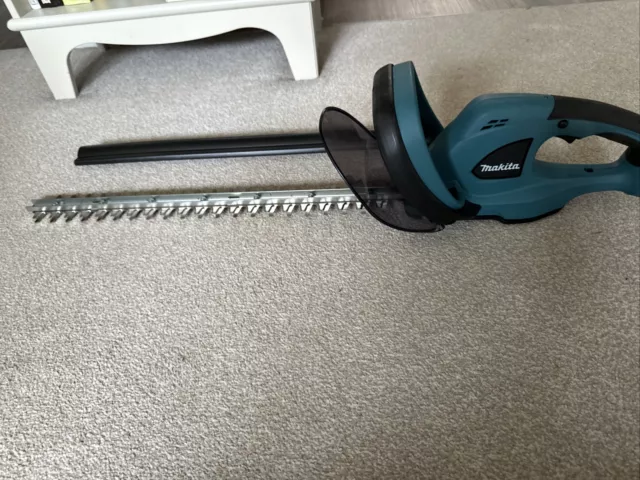 Makita DUH523Z 18 V Cordless Hedge Trimmer - Blue