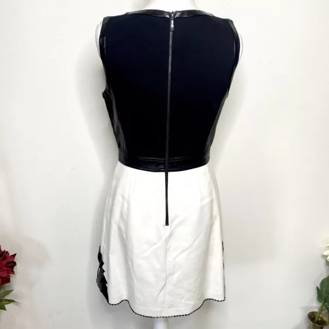 Laundry by Shelli Segal Black & White Fit & Flare Sleeveless Dress 3
