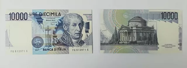 22 Billets De 10000 Lire Diecimila. Sans Circulaire. Italie 1984