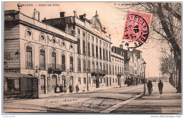 71 MACON - hotel de ville