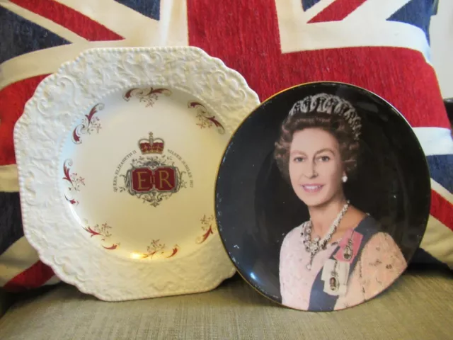 HM Queen Elizabeth II Plate 1977 Silver Jubilee TWO Plates Lot 2