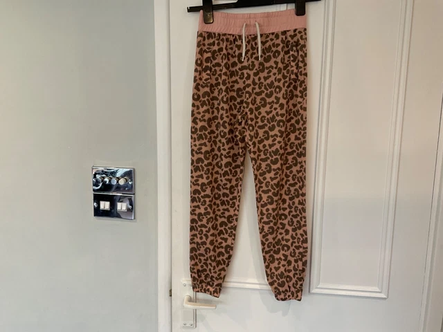 LFT Girls Leggings. Age 10 Years. ( 140cm)