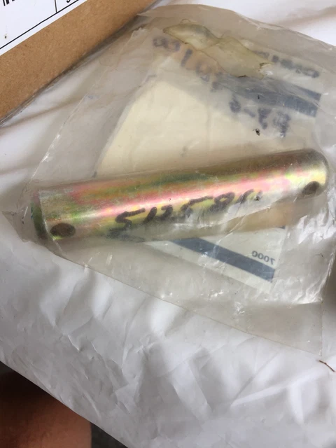 NH: Pin, Part # 5125861, New Old Stock