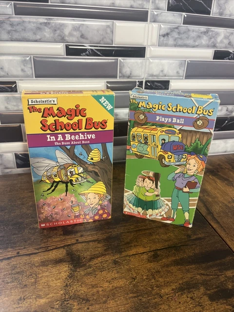 LOT OF 2 VHS The Magic School Bus - In A Beehive & Plays Ball ...