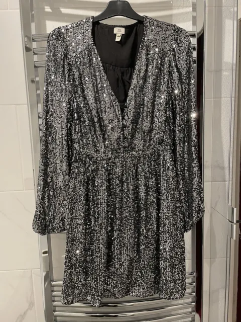 Ladies silver sparkly sequin long sleeve v-neck Party Top Size 12, RIVER ISLAND