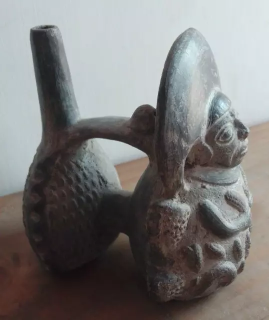 Peruvian Pre-Columbian Culture Chavín Style - Ceramic - Huaco