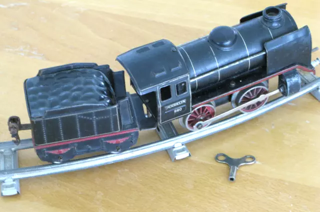 Märklin R 880 Spur 0 Blech Dampflokomotive mit Tender 889 Uhrwerk funktioniert