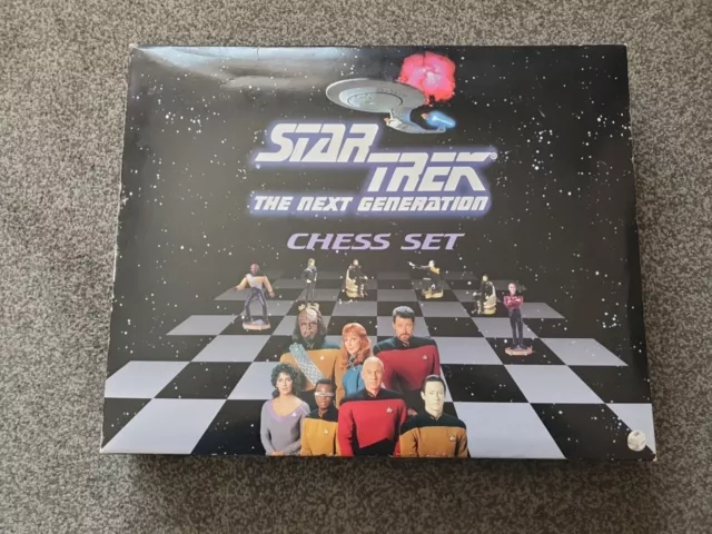 Star Trek: The Next Generation Chess-Schach 1999 UK Official 3-D Chess Set