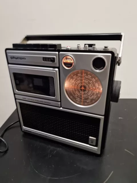 Radio Portatile GRUNDIG C 5000 AUTOMATIC Vintage Radio Funzionante