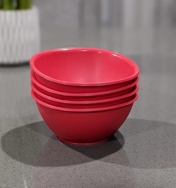 Tupperware Legacy Pinch Cereal Bowl Set 1 3/4 cup/ 400 ml. RED New