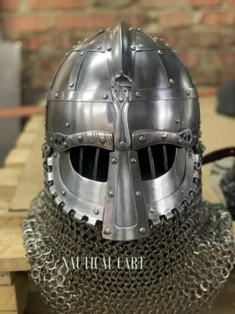 Casco Vendel vichingo medievale in acciaio con cotta di maglia, casco...