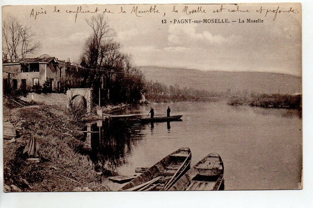 PAGNY SUR MOSELLE - Meurthe et Moselle - CPA 54 - Vue generale bords de Moselle