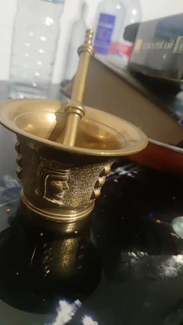 Almariz ,motero de 759gr de peso.