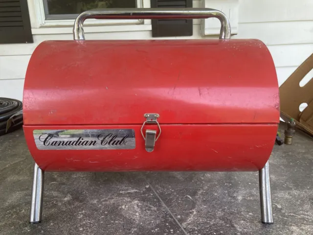 Vintage Canadian Club Grill RARE !!