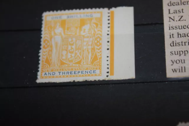 PM 18 Briefmarke postfrisch Neuseeland Stempelmarke hellgelb