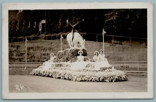 Oregon City OR Parade Float: "The End of the Trail" Weary Indian RPPC c1941