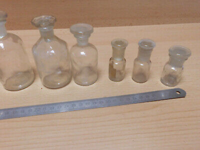 8 ältere Steilbrustflaschen/ Apothekerflaschen Klarglas von 10ml-250ml, gebr. 3