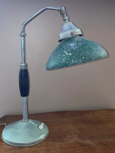 Ancienne Lampe industrielle articulée bureau Lampada Ministeriale da Tavolo 50's