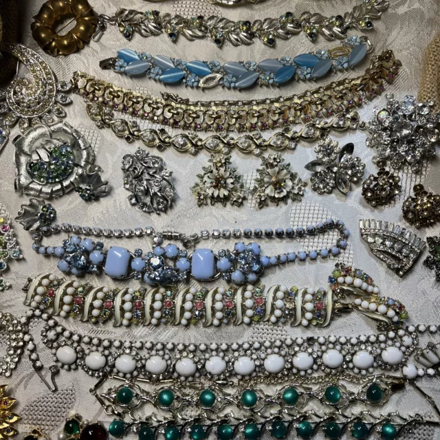 Huge Lot Of Antique Vintage Rhinestone Jewelry For  Repair Richelieu Bentlee +