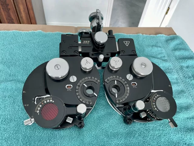 Bausch & Lomb Greens Phoropter Refractor.  Minus Cylinders. Very Clean.