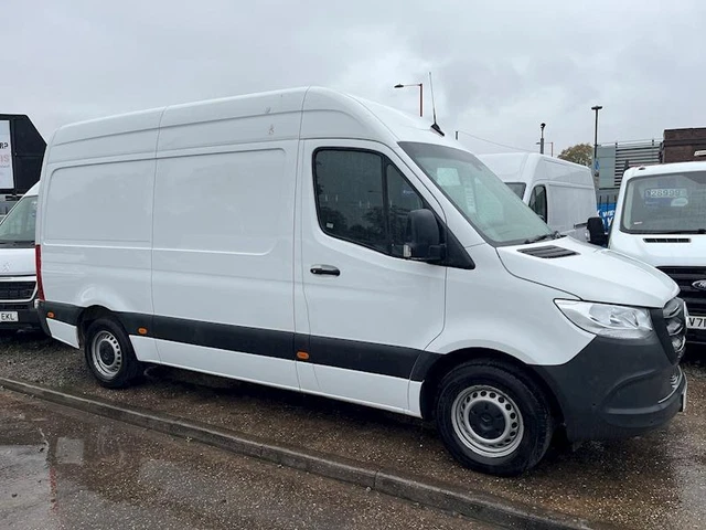 Swb Sprinter 315 2021 MERCEDES-BENZ SPRINTER 315 2.0CDi 150 L2 MWB PROGRESSIVE ULEZ ...