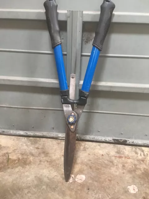 Hedge Shears