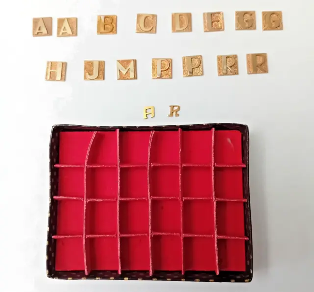 Ensemble lettres de l'alphabet à coller sur bague