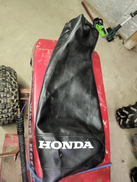 Honda FOURTRAX 1988-2000 TRX 300 Seat cover Black