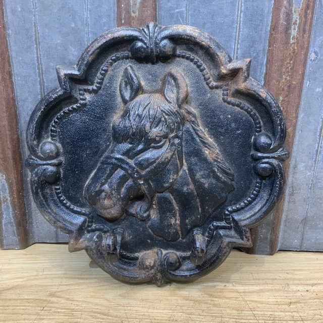 Large Cast Iron Horse 2 Hook Key Holder Horse Plaque Rustic Farmhouse Decor