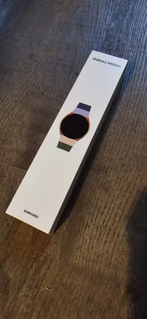 Samsung Galaxy Watch6 Classic 47mm LTE Edelstahlgehäuse mit Sportarmband Schwarz