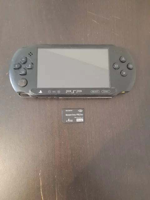 Sony PSP-E1004 Street Console de Jeu Portable - Noire