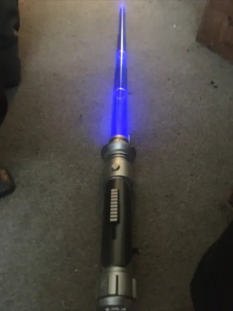 2004 Star Wars Obi-Wan Kenobi Blue Lightsaber Hasbro Light up, Sound & Vibration