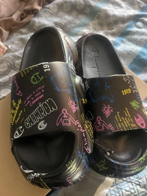 New Boys Youth Champion Brand Slide Sandals Size 4 4y (BOX maybe EXTRA SHIPPING)
